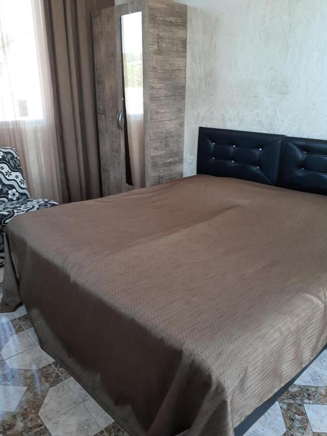 Guest House "Sulo" Kobuleti Esterno foto