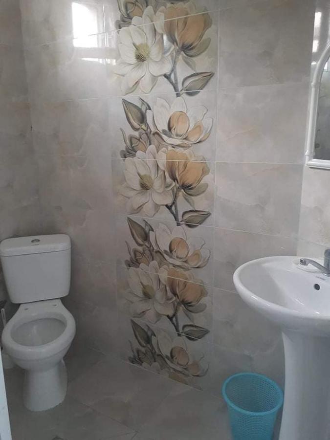 Guest House "Sulo" Kobuleti Esterno foto