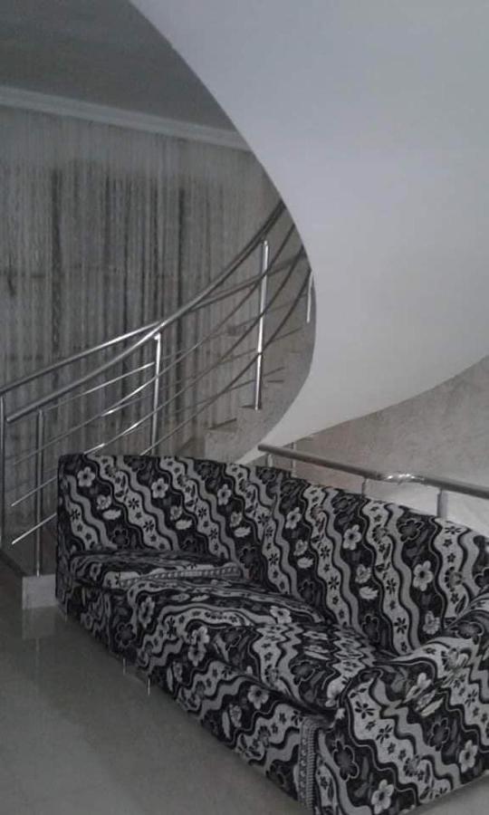 Guest House "Sulo" Kobuleti Esterno foto