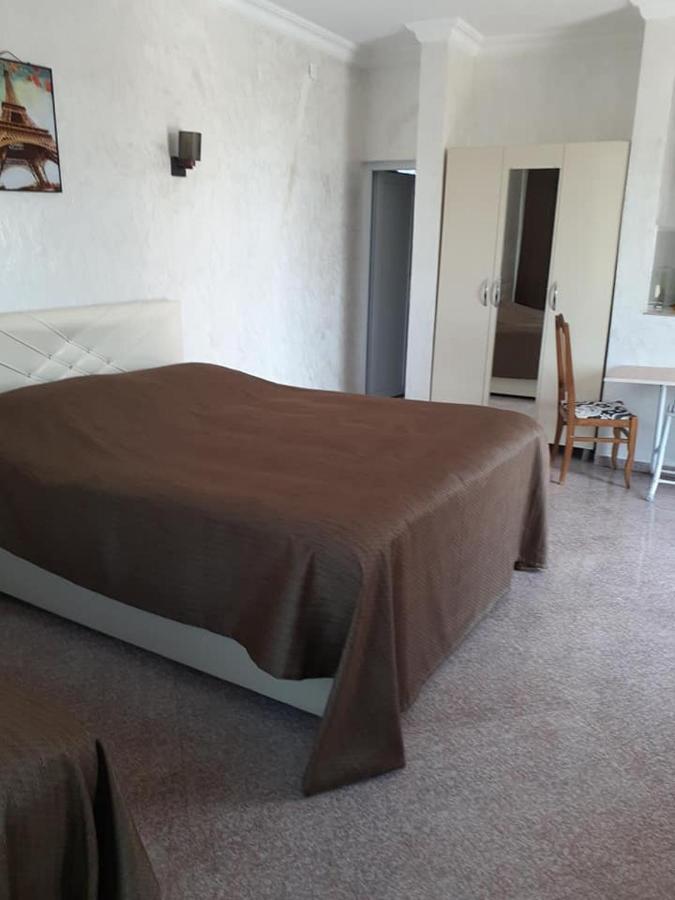 Guest House "Sulo" Kobuleti Esterno foto