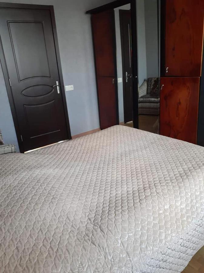 Guest House "Sulo" Kobuleti Esterno foto