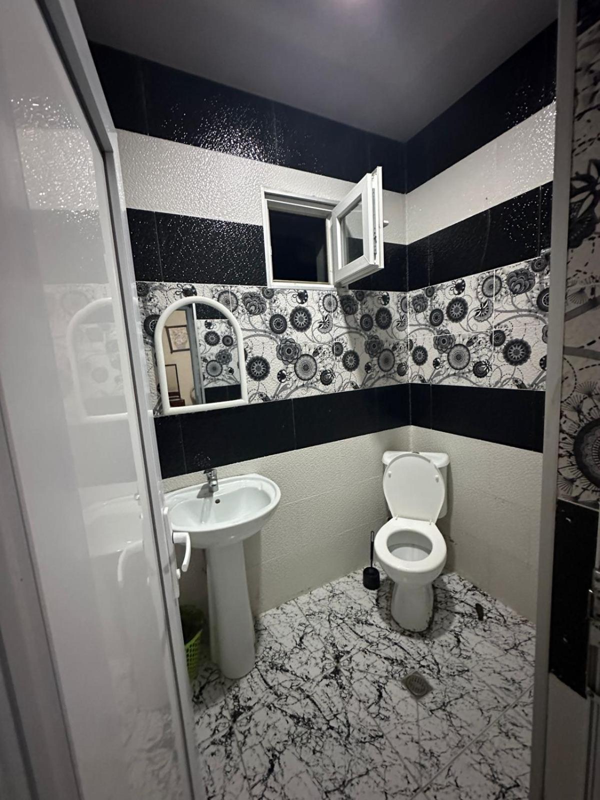 Guest House "Sulo" Kobuleti Camera foto