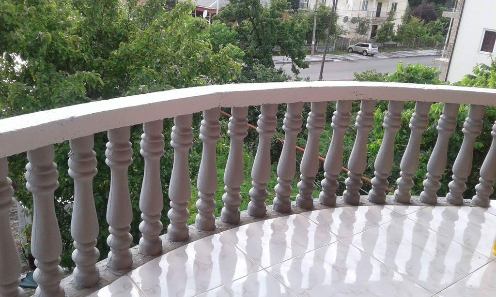 Guest House "Sulo" Kobuleti Esterno foto