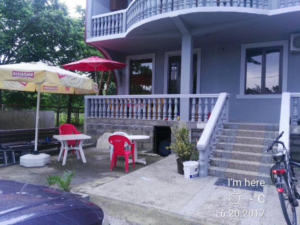 Guest House "Sulo" Kobuleti Esterno foto